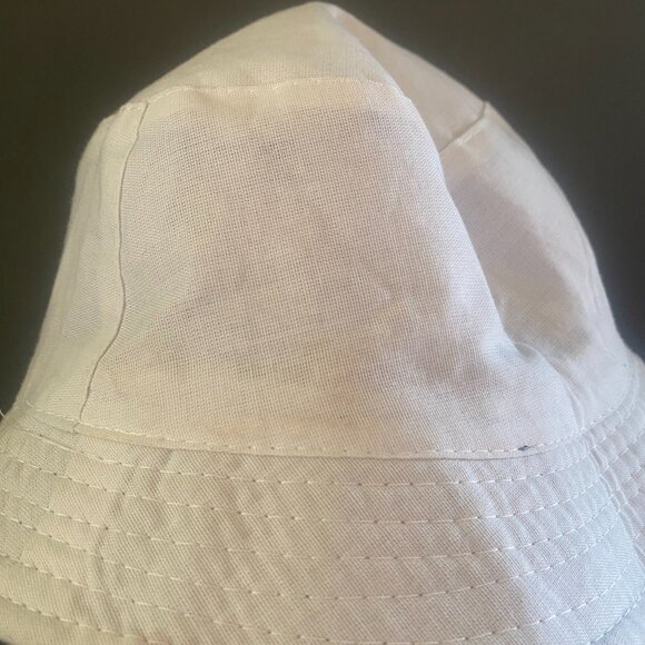 Red White Blue, American Flag Bucket Hat with USA Stars and Stripes motif - Picture 9 of 9